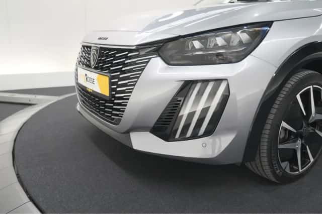 Peugeot 208 (2024) thumbnail 18