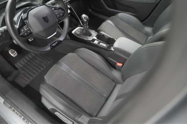 Peugeot 208 (2024) thumbnail 28