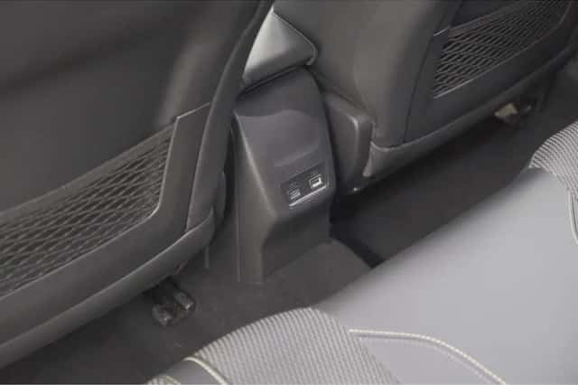 Peugeot 208 (2024) thumbnail 32