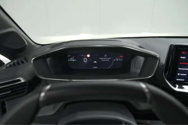 Peugeot 208 (2024) thumbnail 39