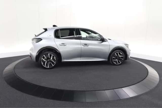 Peugeot 208 (2024) thumbnail 9