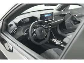 Peugeot 2008 (2025) thumbnail 2