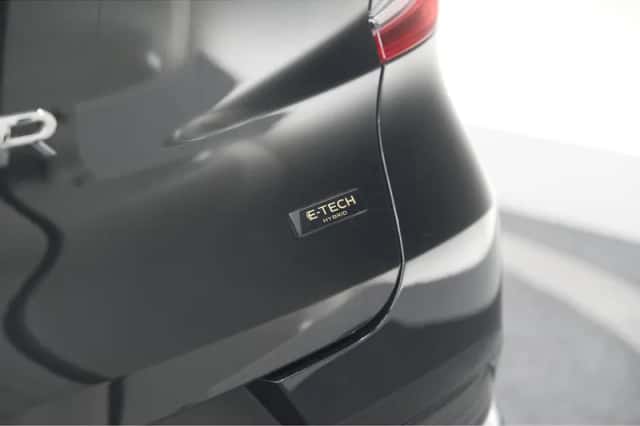 Renault Captur (2024) thumbnail 23