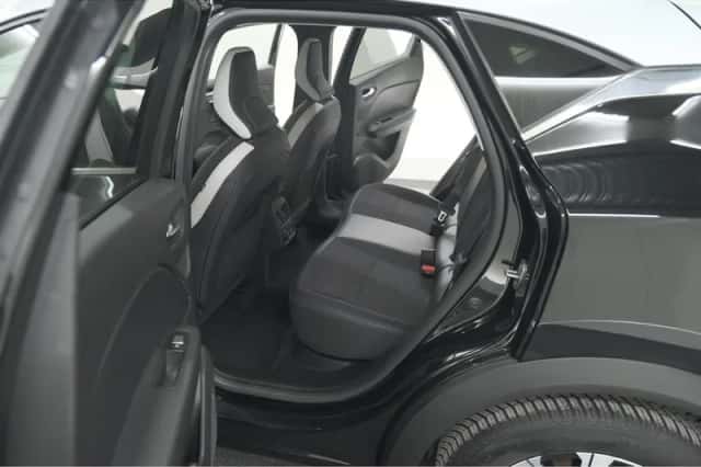 Renault Captur (2024) thumbnail 30