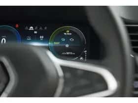 Renault Captur (2024) thumbnail 40