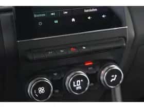 Renault Captur (2024) thumbnail 47