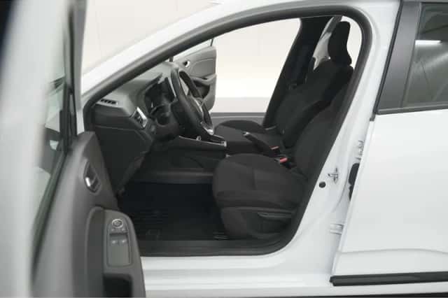 Renault Clio (2023) thumbnail 18
