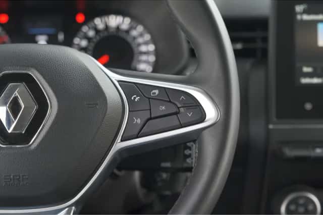 Renault Clio (2023) thumbnail 23