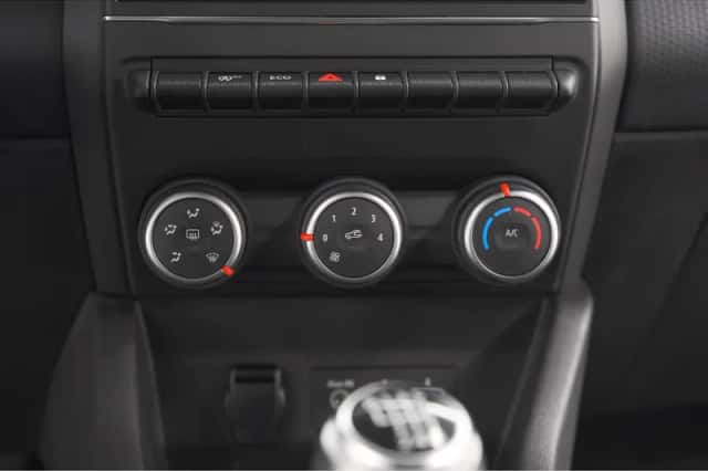 Renault Clio (2023) thumbnail 32