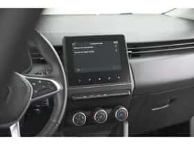 Renault Clio (2023) thumbnail 36