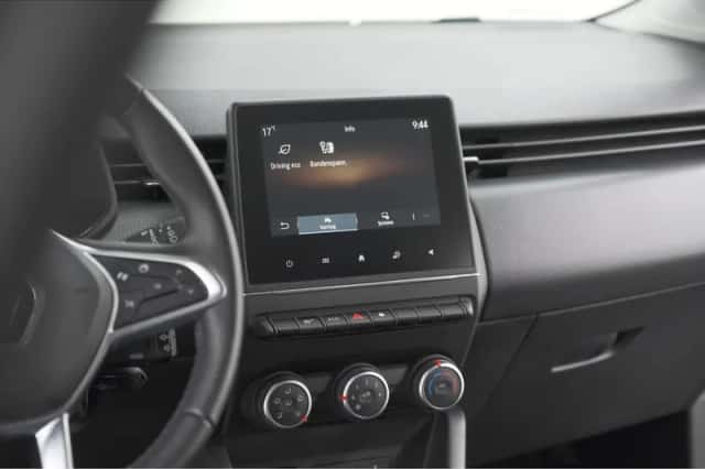 Renault Clio (2023) thumbnail 40