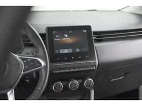 Renault Clio (2023) thumbnail 40