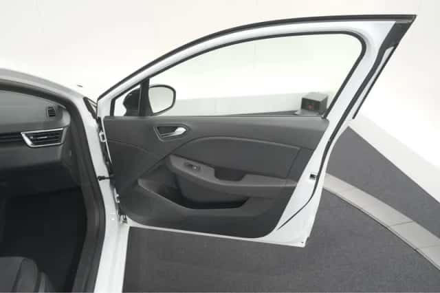 Renault Clio (2023) thumbnail 51