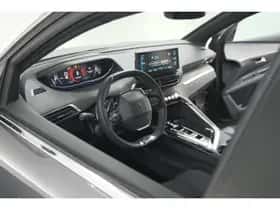 Peugeot 5008 (2023) thumbnail 3