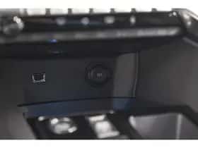 Peugeot 5008 (2023) thumbnail 43