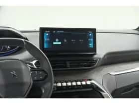 Peugeot 5008 (2023) thumbnail 47