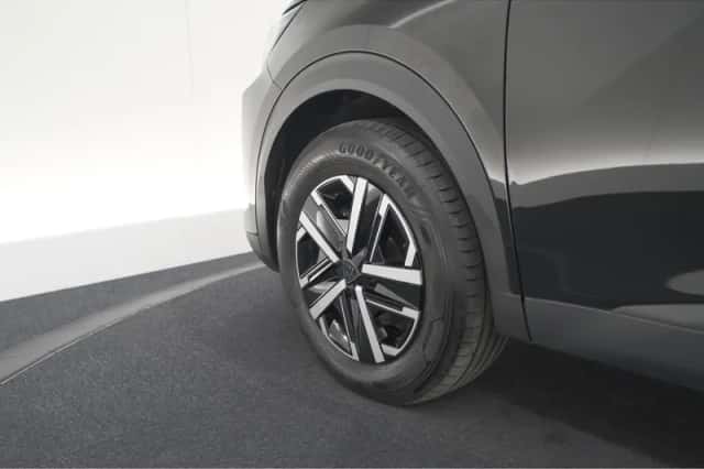 Peugeot 2008 (2025) thumbnail 17