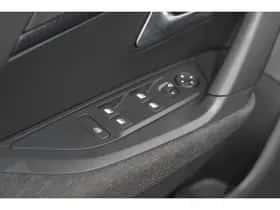 Peugeot 2008 (2025) thumbnail 21