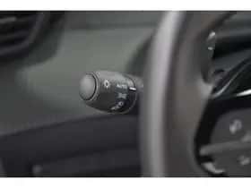Peugeot 2008 (2025) thumbnail 32