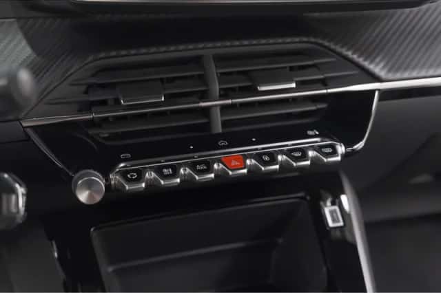 Peugeot 2008 (2025) thumbnail 39