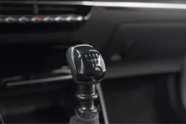 Peugeot 2008 (2025) thumbnail 36