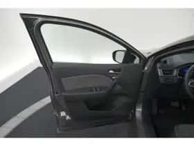 Renault Captur (2025) thumbnail 57