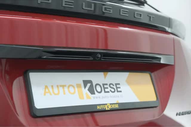 Peugeot 2008 (2025) thumbnail 2