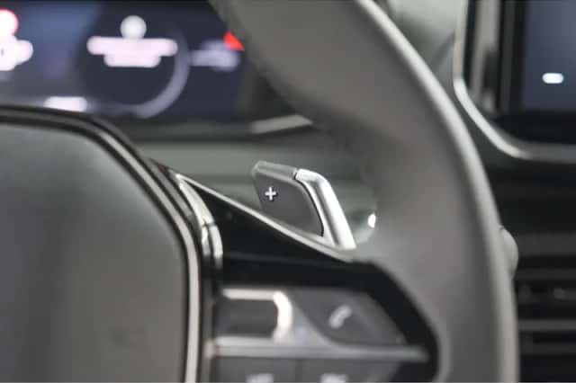 Peugeot 2008 (2025) thumbnail 33