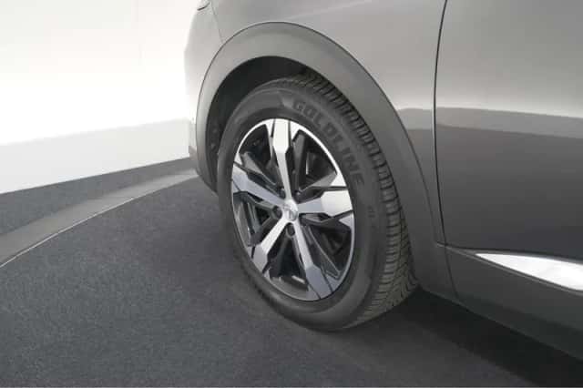 Peugeot 3008 (2021) thumbnail 18