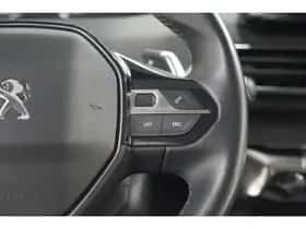 Peugeot 3008 (2021) thumbnail 30