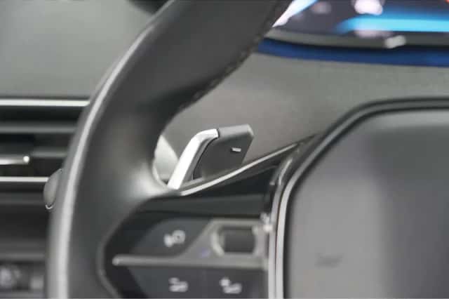 Peugeot 3008 (2021) thumbnail 31