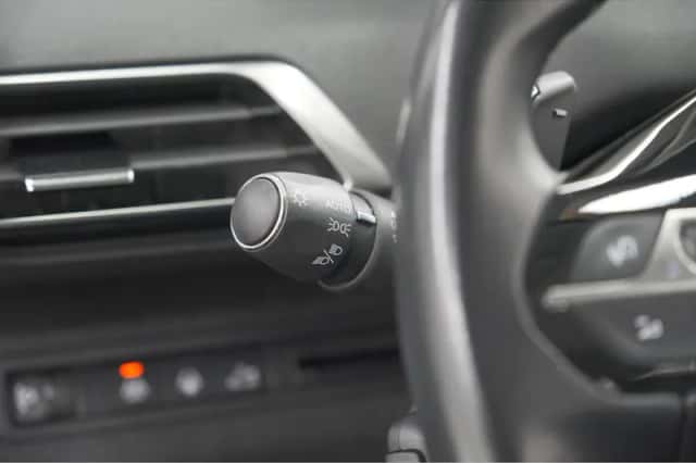 Peugeot 3008 (2021) thumbnail 33