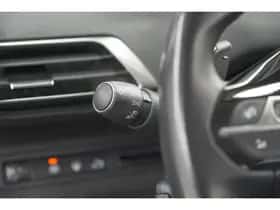 Peugeot 3008 (2021) thumbnail 33
