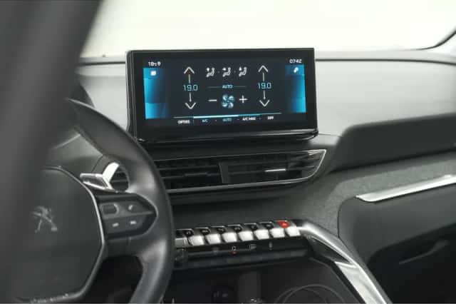 Peugeot 3008 (2021) thumbnail 50