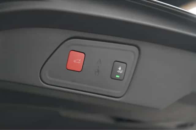 Peugeot 3008 (2021) thumbnail 57