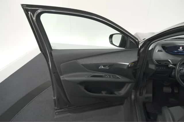 Peugeot 3008 (2021) thumbnail 61