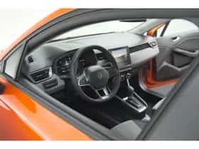 Renault Clio (2025) thumbnail 2