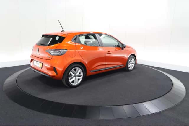 Renault Clio (2025) thumbnail 5