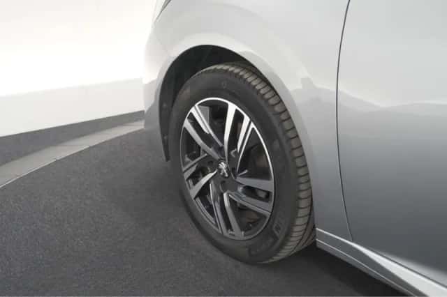 Peugeot 208 (2022) thumbnail 17