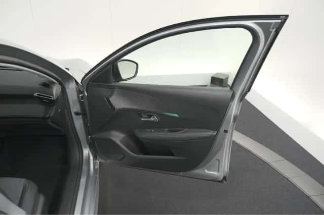 Peugeot 208 (2022) thumbnail 58