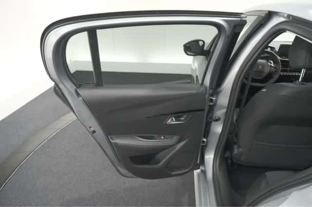 Peugeot 208 (2022) thumbnail 59