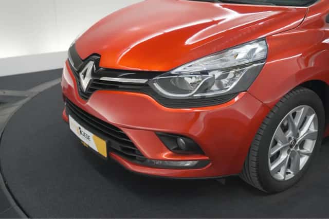 Renault Clio (2018) thumbnail 14