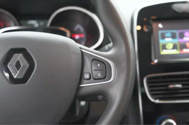 Renault Clio (2018) thumbnail 29