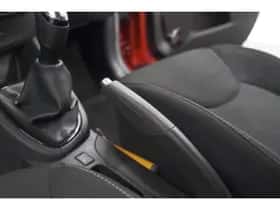 Renault Clio (2018) thumbnail 36