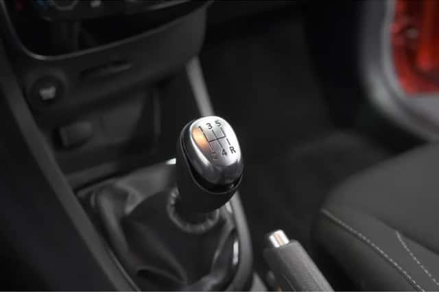 Renault Clio (2018) thumbnail 38