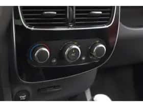 Renault Clio (2018) thumbnail 40