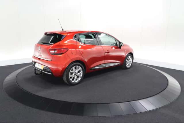 Renault Clio (2018) thumbnail 5