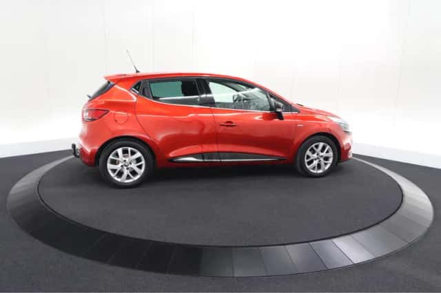Renault Clio (2018) thumbnail 9