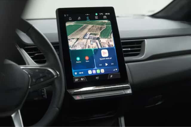 Renault Captur (2025) thumbnail 4