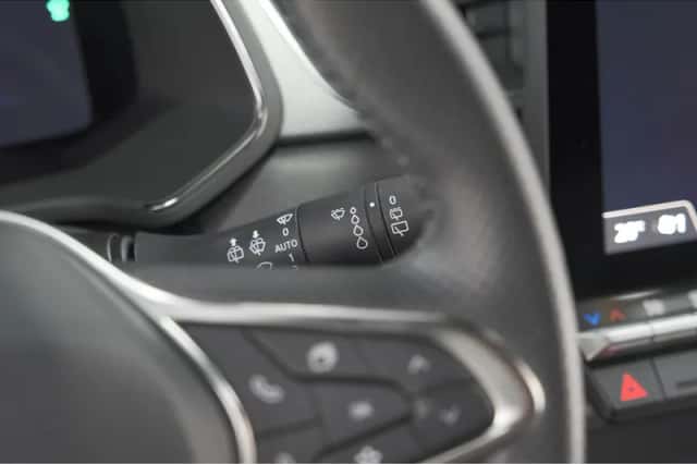 Renault Captur (2025) thumbnail 39